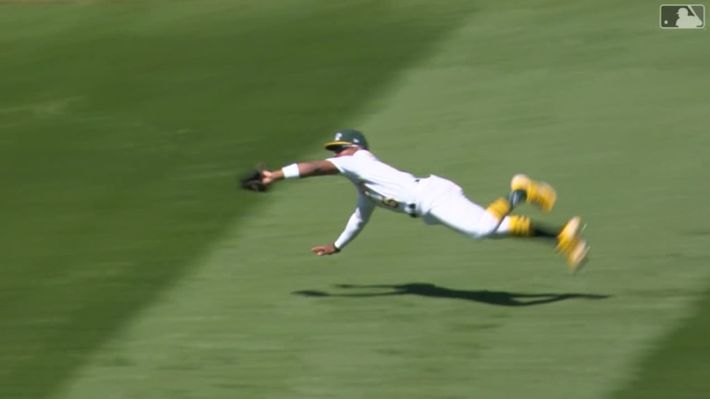 MLB: Oakland Athletics' Tony Kemp makes spectacular diving catch against  Houston Astros - BBC Sport