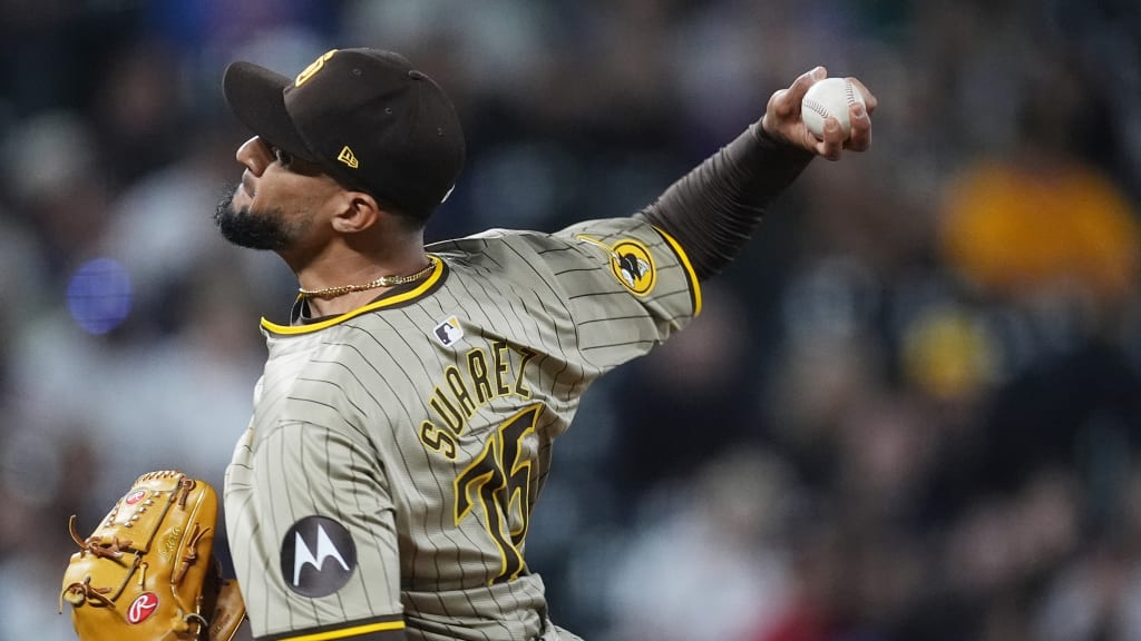 Robert Suarez seals the Padres' win | 04/24/2024 | San Diego Padres