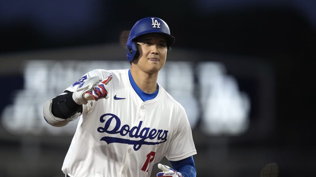 Shohei Ohtani ties Japanese-born home run record (4)