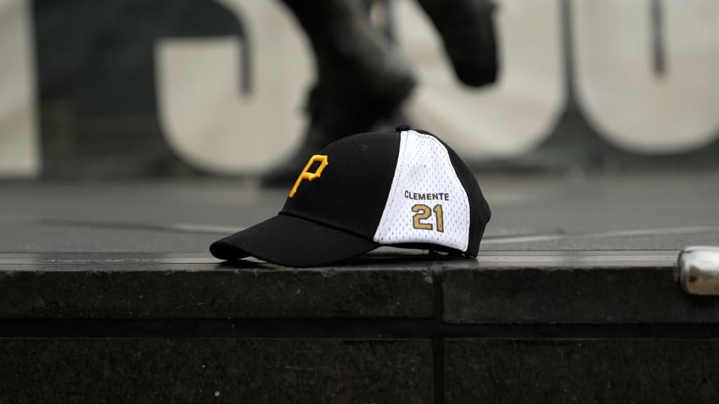 MLB® The Show™ - Roberto Clemente Day Honors “Arriba” for his