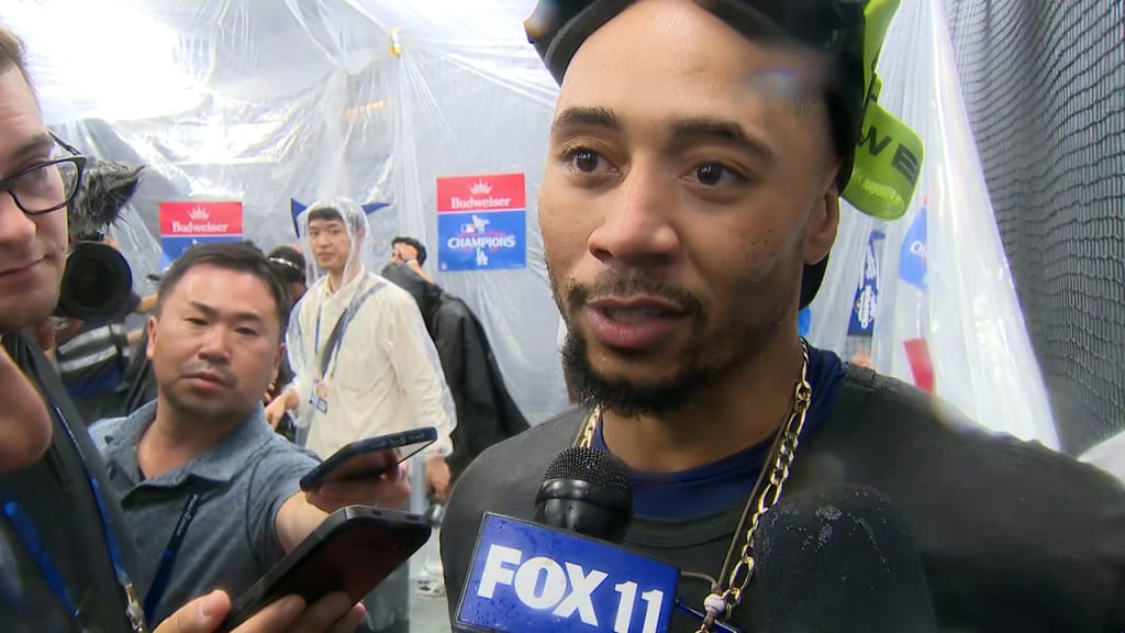 ケンタロウ【ワールドシリーズ優勝】ムーキー・ベッツ／ボブルヘッド ダブルズ ケンタロウ様専用【ワールドシリーズ優勝】ムーキー・ベッツ