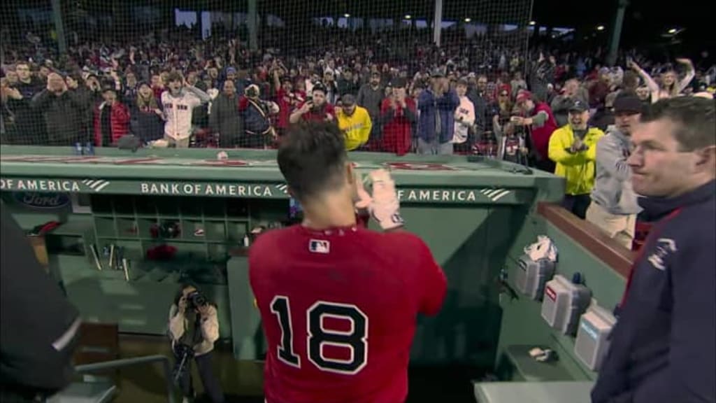 Adam Duvall delivers the 1st #WALKOFF of the season!