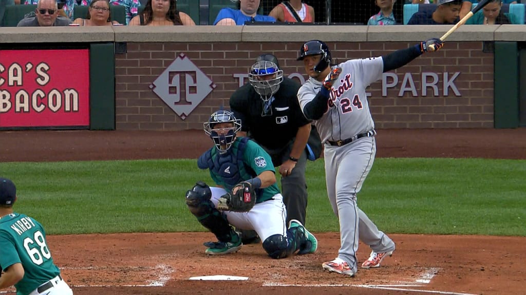 Watch Detroit Tigers' Miguel Cabrera hit first home run of the 2023 season