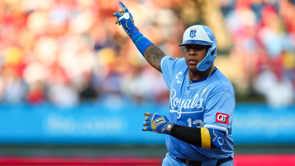 ロイヤルズのサルバドール・ペレスが通算300本塁打と1000打点を同時に達成