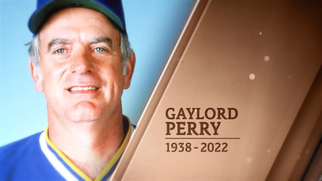 Hall of Fame pitcher Gaylord Perry dies at 84 