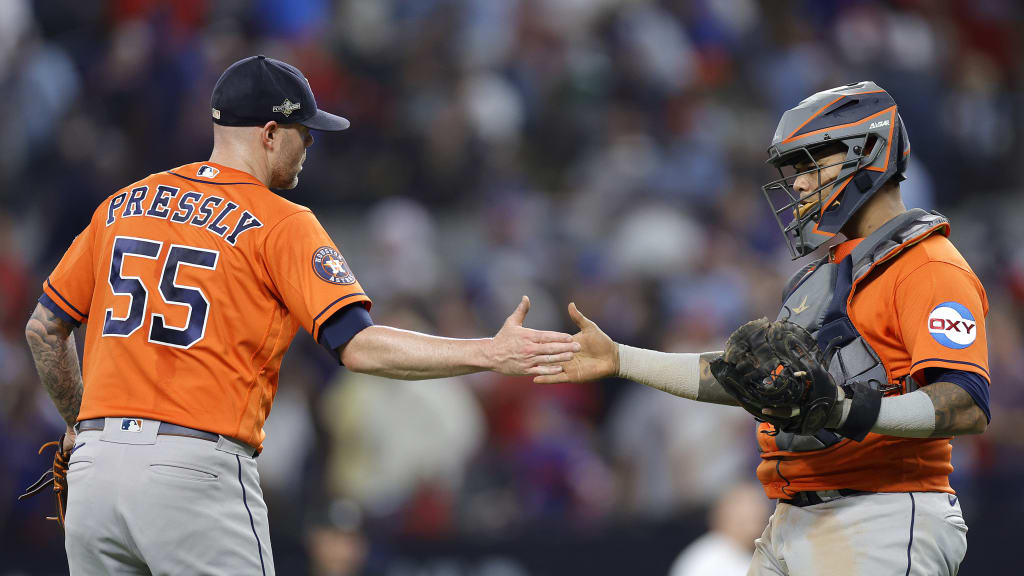 Yordan Alvarez, Jose Altuve guide Astros' win in ALCS Game 3