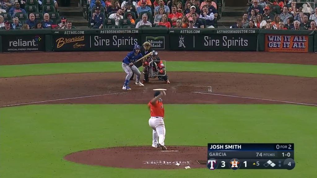 Josh H. Smith s sac bunt