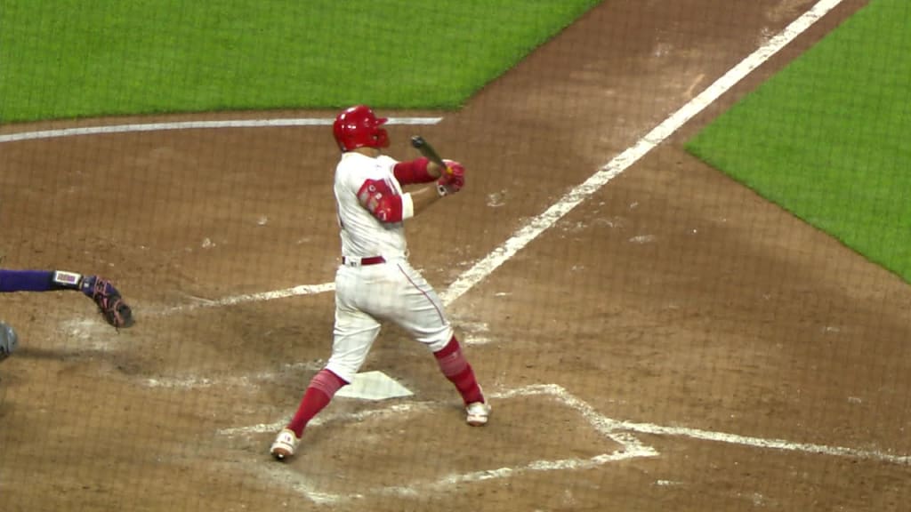 Joey Votto's two-run single