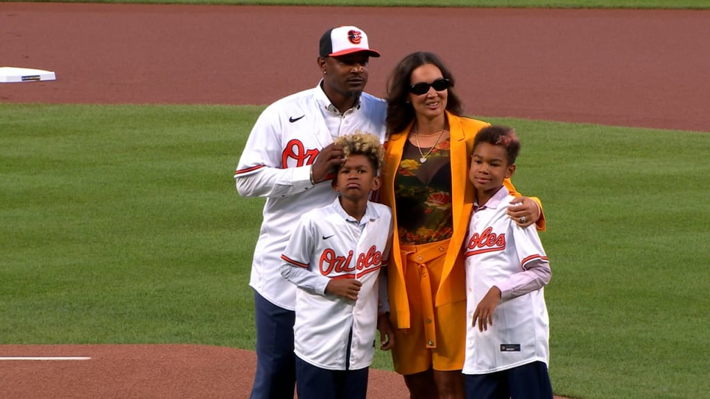 Adam Jones retires an Oriole
