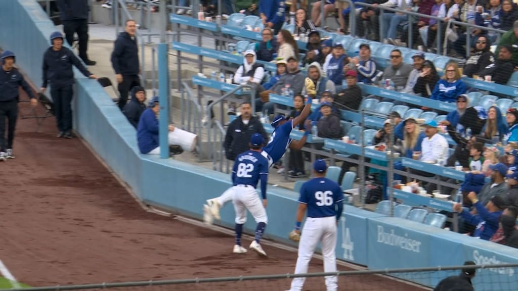 Josue De Paula uses the netting for a catch