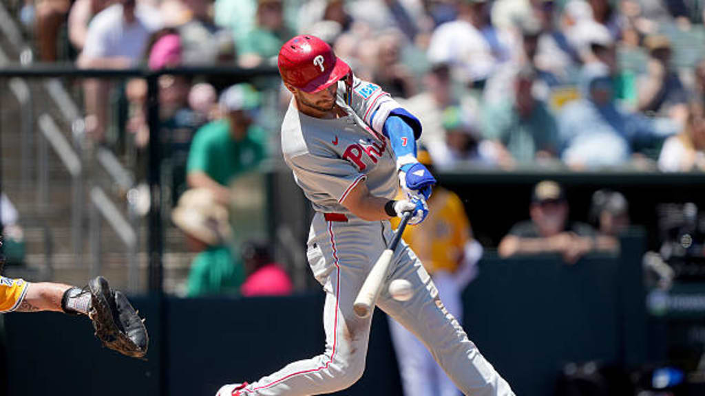 Trea Turner pega sencillo productor
