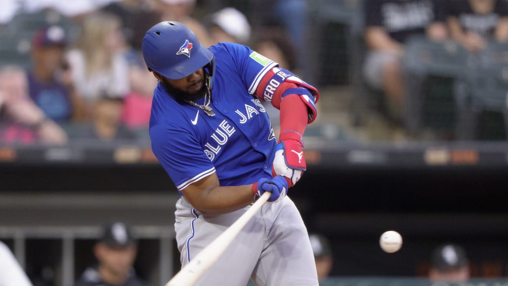 Blue Jays beat White Sox to win 10th straight game