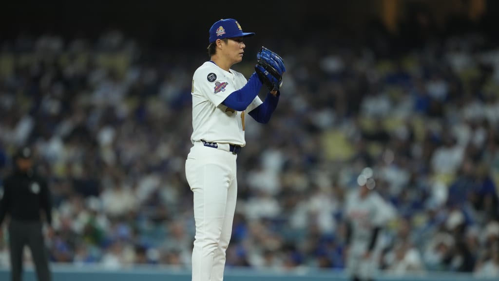 ドジャース山本由伸のボブルヘッド 移籍後初 本拠地で無料配付
