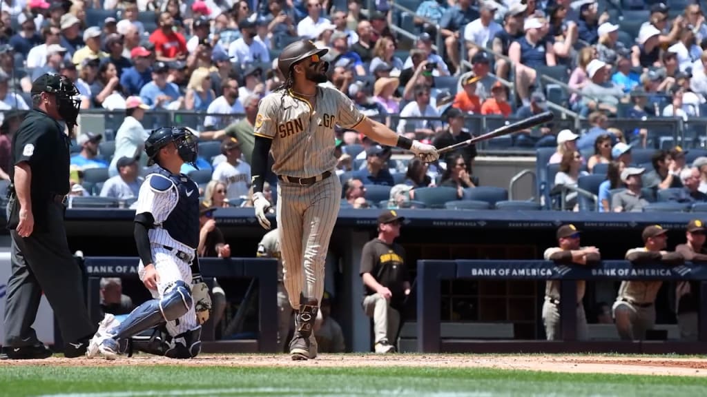 Fernando Tatis Jr.'s First Home Run of 2023 (Field Level View) 