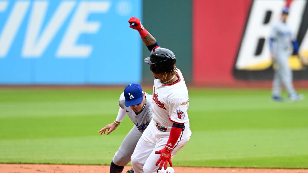 Clayton Kershaw improves in start against Guardians