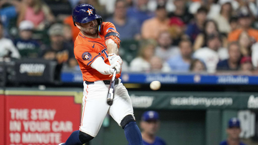 Jose Altuve moves into 4th place on Astros homer list