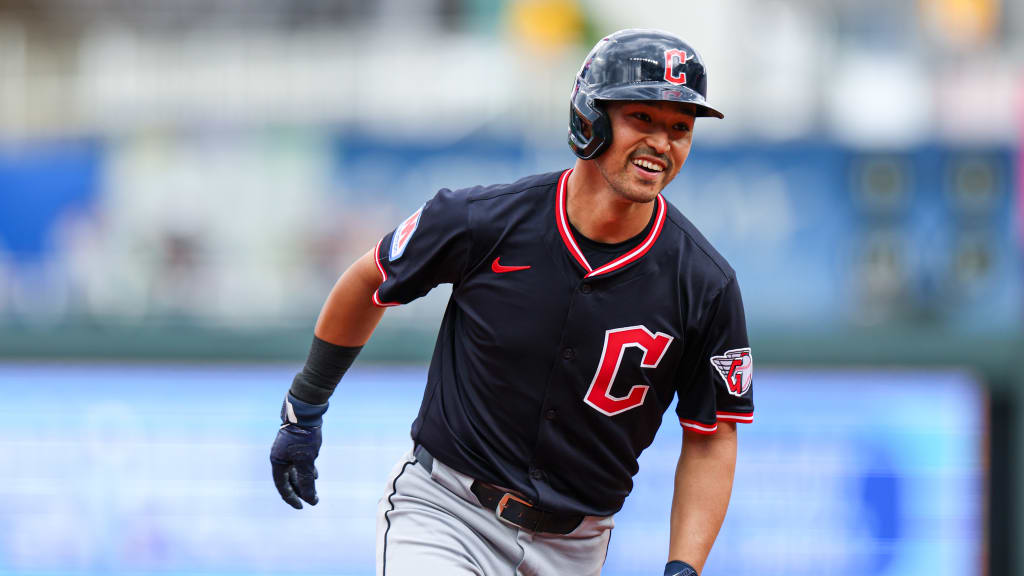 Steven Kwan's first home run of 2025