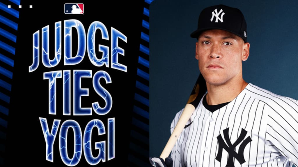 アーロン・ジャッジ 62本塁打 限定ゴールド台座 ボブルヘッド（世界162