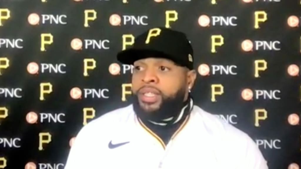 Report: Pirates Agree To One-Year Deal With Carlos Santana