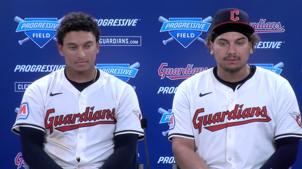 Bo and Josh Naylor on their 4th inning home runs