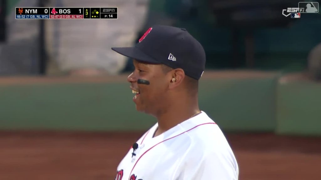 🔥 [Highlight] A mic'd up Rafael Devers gives his favorite