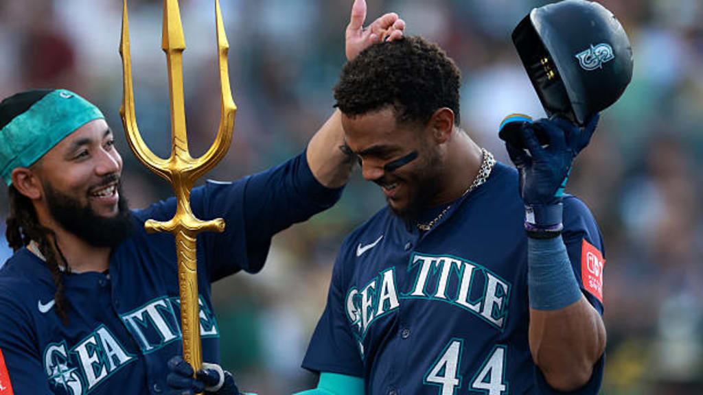 Julio Rodríguez's solo homer (6)