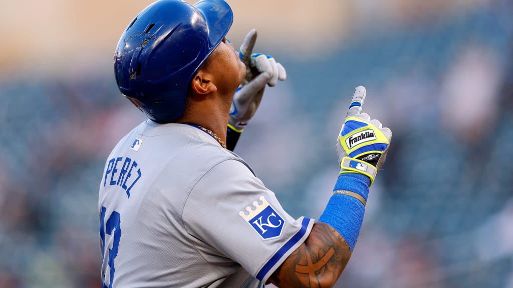 Salvador Perez's solo home run (10) | 05/29/2024 | MLB.com