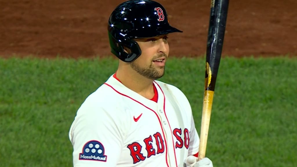 Nathaniel Lowe draws walk in first Red Sox at-bat