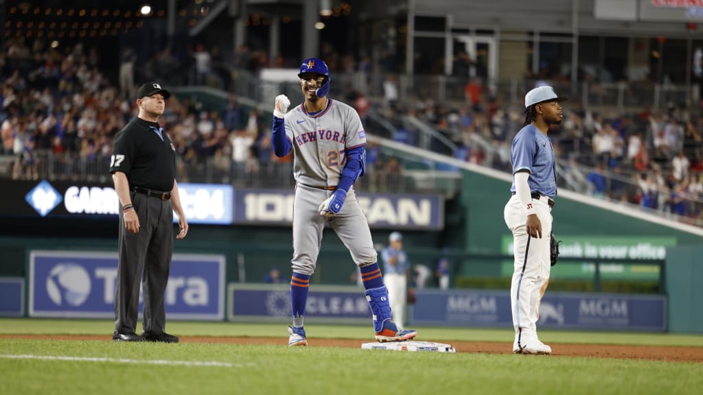 Mark Vientos' go-ahead three-run triple