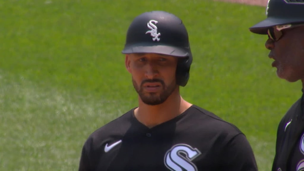 Zavala making most of opportunity with White Sox