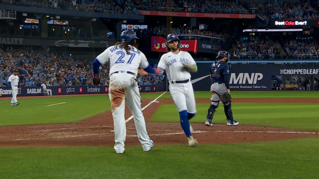 Blue Jays' Cavan Biggio Hits Unique Double - Stadium