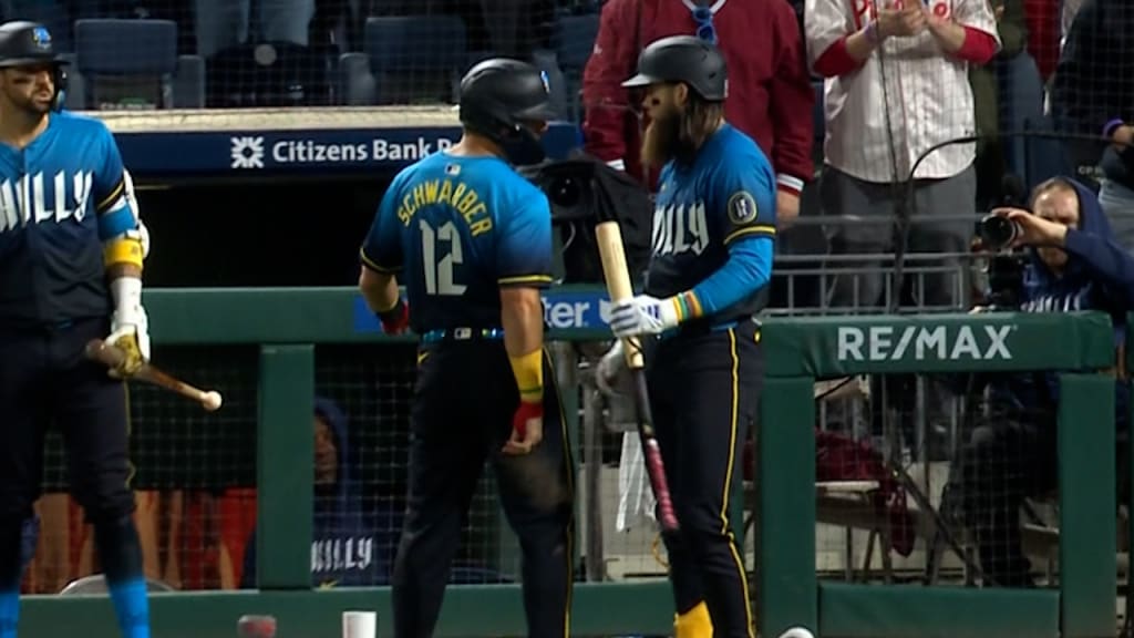 Alec Bohm draws a bases-loaded walk