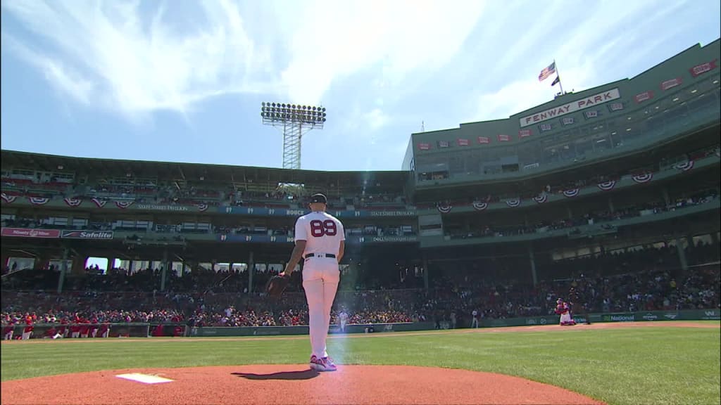 Boston Red Sox starting pitcher Tanner Houck (89) works against