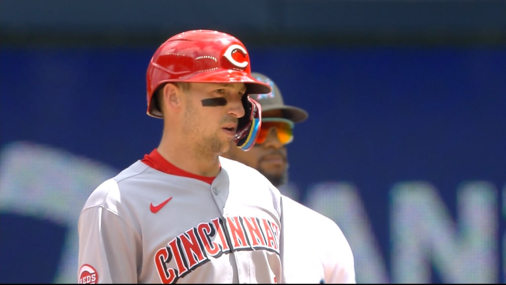 Spencer Steer's first steal of 2025 | 04/23/2025 | Cincinnati Reds