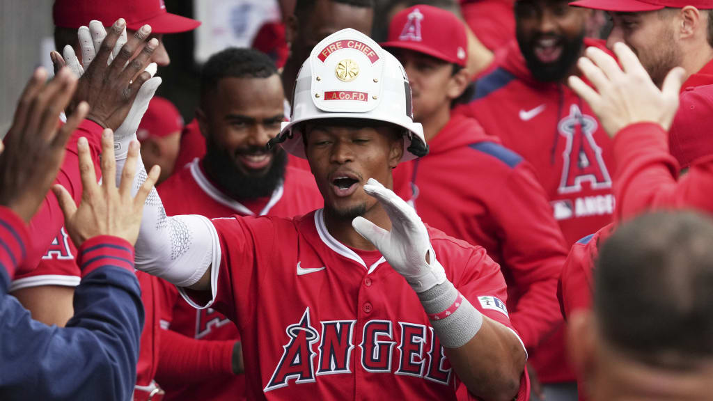 Kyren Paris' go-ahead home run (1)