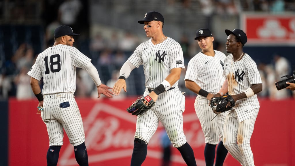 Scott Effross seals the Yankees' 10-3 win