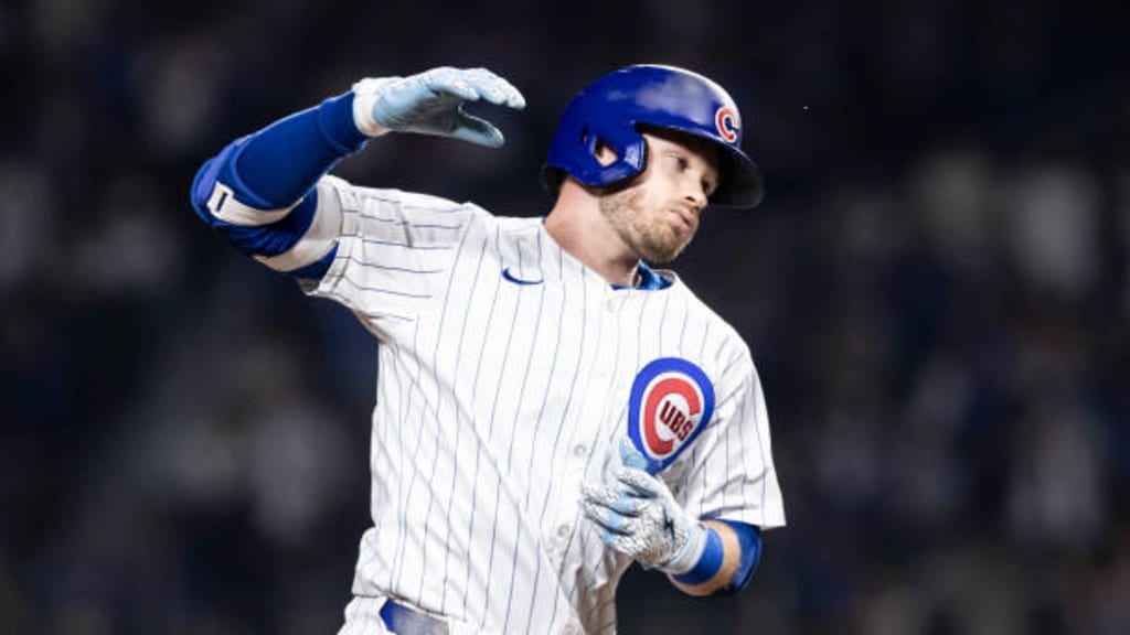 Ian Happ's solo homer (24)