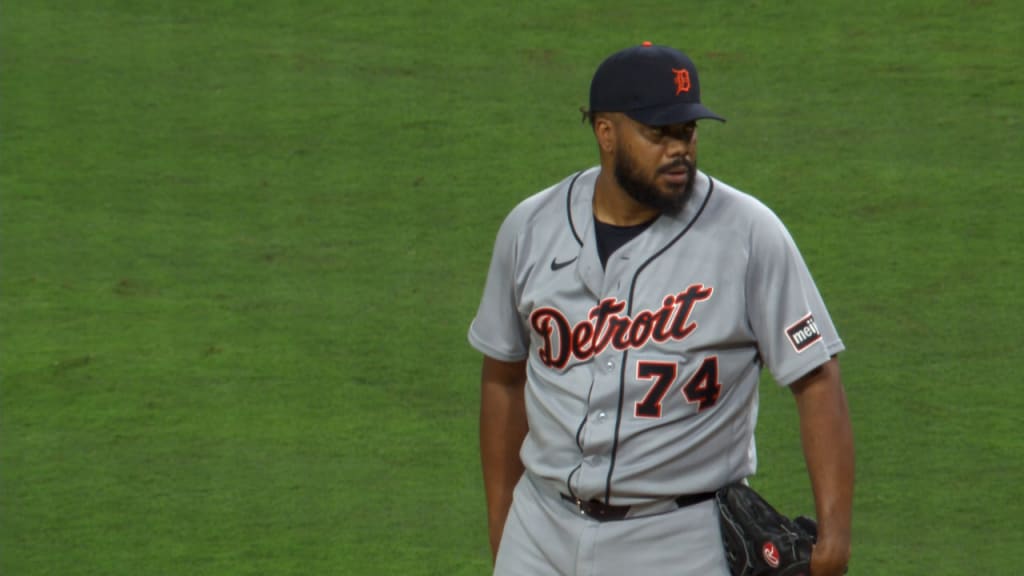 Kenley Jansen strikes out the side