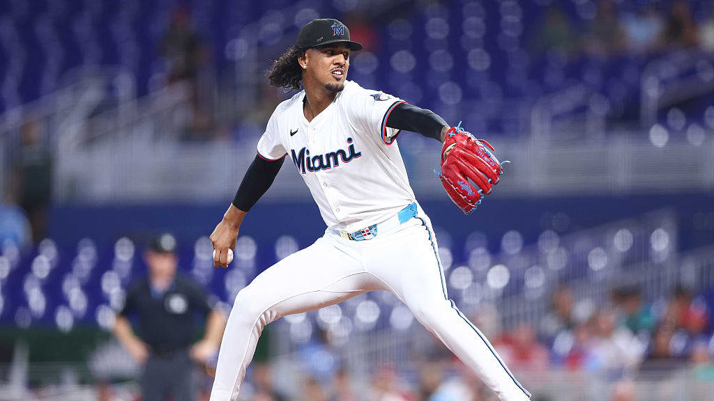 Eury Pérez strikes out six batters | 08/18/2025 | Miami Marlins