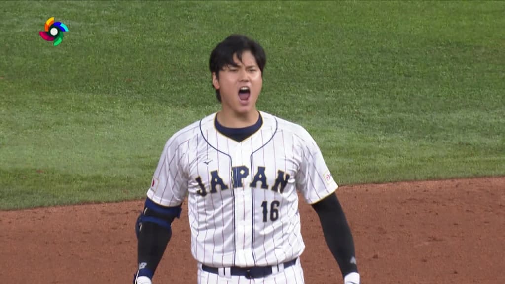 Ohtani leads off 9th with double, 03/20/2023