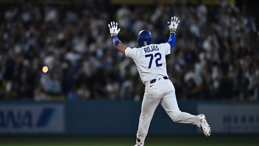 ドジャースが代打ミゲル・ロハスのソロ本塁打で逆転勝利