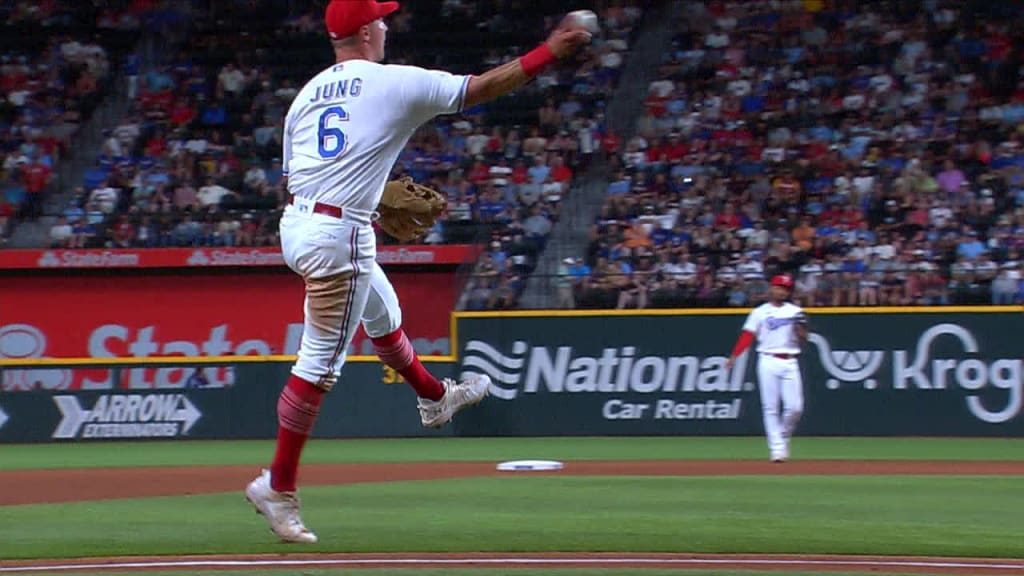 Josh Jung's barehanded play