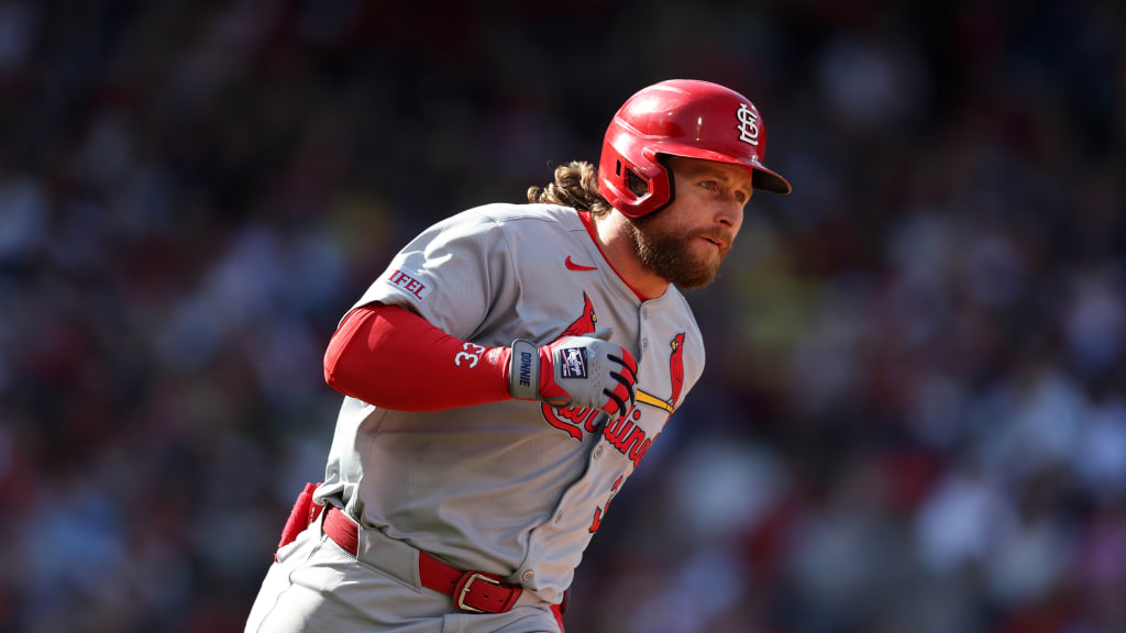 Brendan Donovan's solo homer (2)