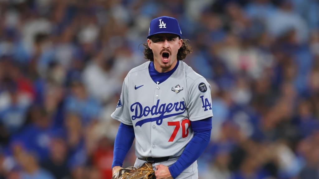 Justin Wrobleski fans Andrés Giménez to end the 7th | 10/31/2025