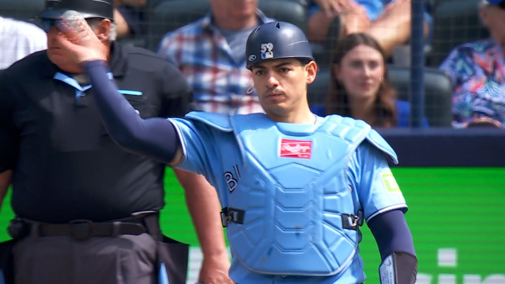 Brandon Valenzuela throws out Tyler O'Neill at third | 06/07/2026 | Toronto  Blue Jays