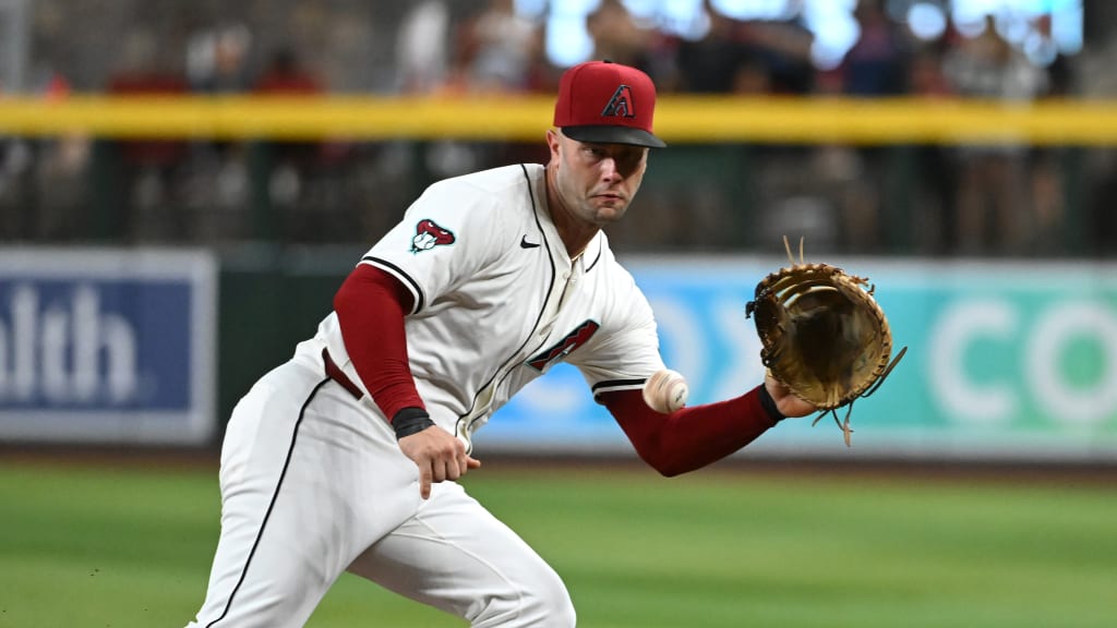 Christian Walker wins Gold Glove Award