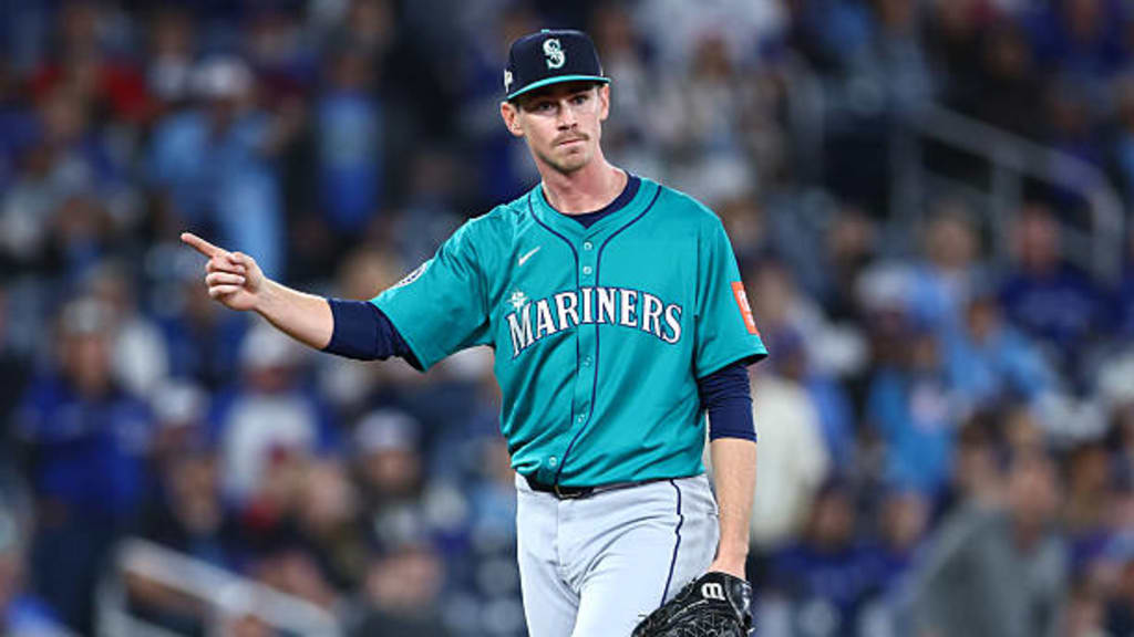 Emerson Hancock locks down the 9th to seal Game 2 win
