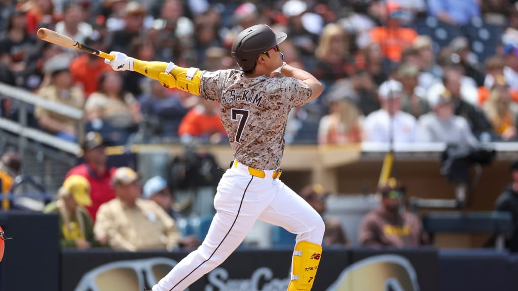 HA-SEONG KIM バブルヘッド　サンディエゴ・パドレス　ハンソンキム Ha-Seong Kim's three-run homer (1) | 03/31/2024 | San Diego