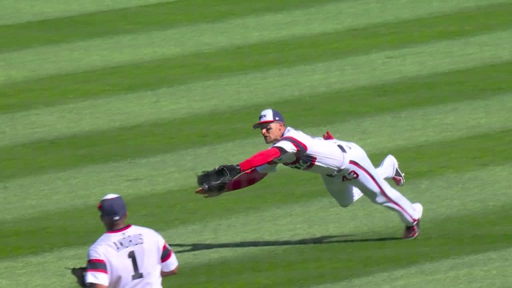 White Sox Trayce Thompson taking his best shot -- on baseball field