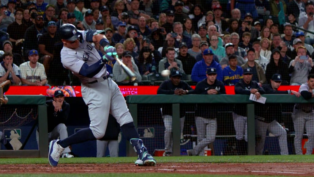 Aaron Judge's two-run single